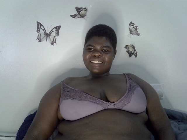 Bbwebonyw254 live cam on BongaCams