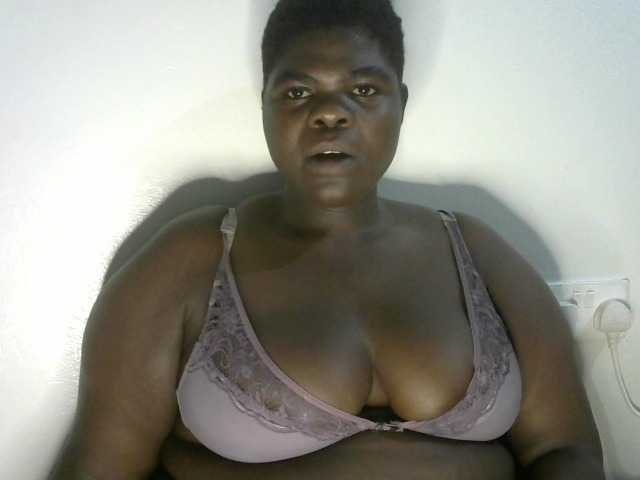 Bbwebonyw254 live cam on BongaCams
