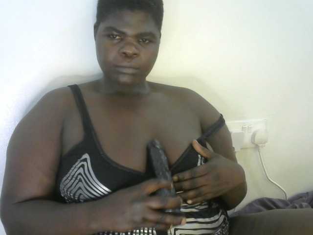 Bbwebonyw254 live cam on BongaCams