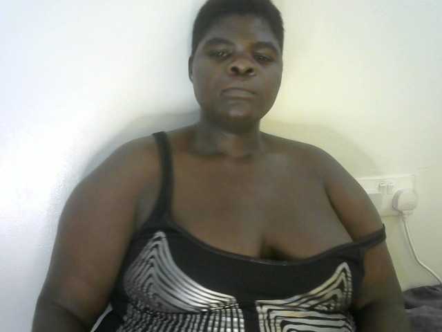 Bbwebonyw254 live cam on BongaCams