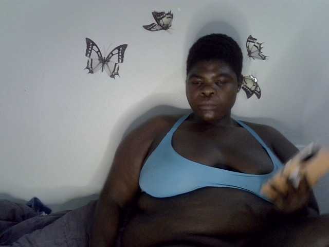 Bbwebonyw254 live cam on BongaCams