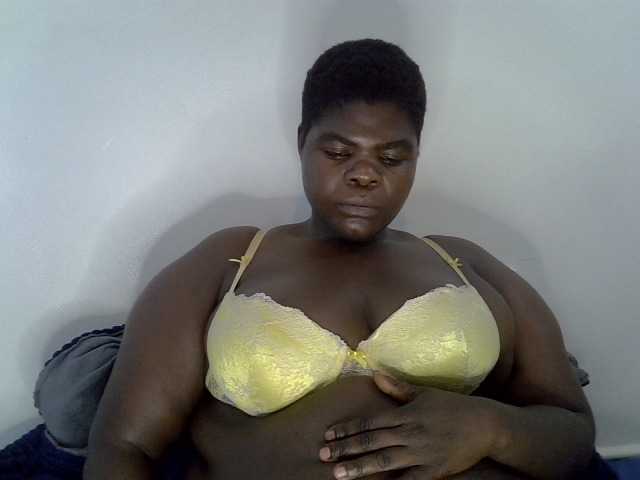 Bbwebonyw254 live cam on BongaCams