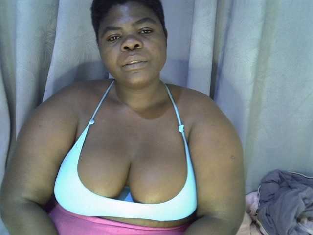 Bbwebonyw254 live cam preview