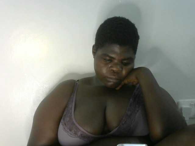 Bbwebonyw254 live cam on BongaCams
