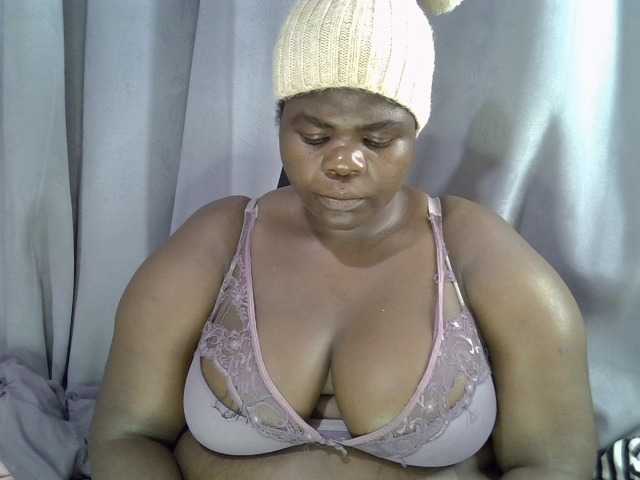 Bbwebonyw254 webcam bongacams model stream image