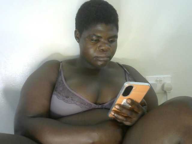 Bbwebonyw254 live cam on BongaCams