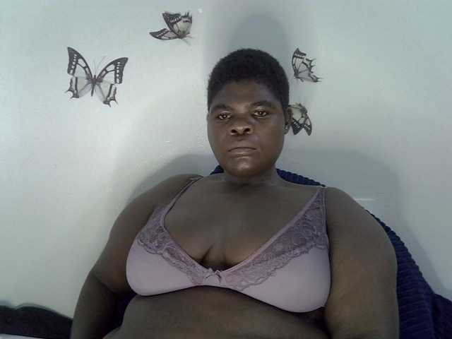 Bbwebonyw254 live cam on BongaCams