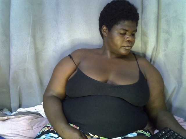 Bbwebonyw254 live cam on BongaCams