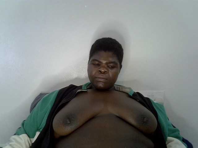 Bbwebonyw254 live cam on BongaCams