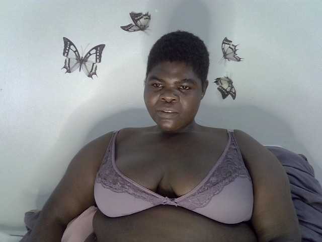 Bbwebonyw254 live cam