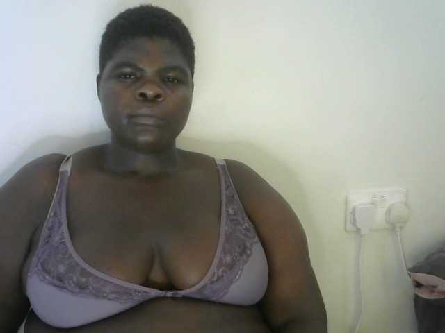 Bbwebonyw254 live cam on BongaCams