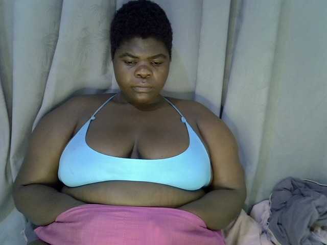 Bbwebonyw254, en vivo ahora en BongaCams