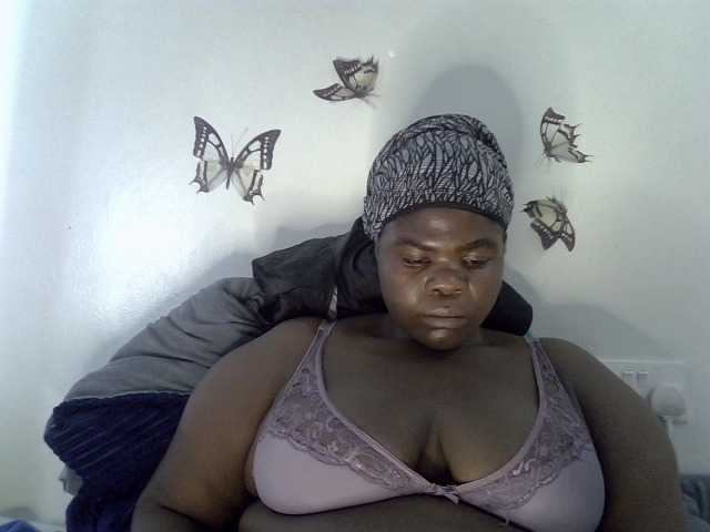 Bbwebonyw254 live cam on BongaCams