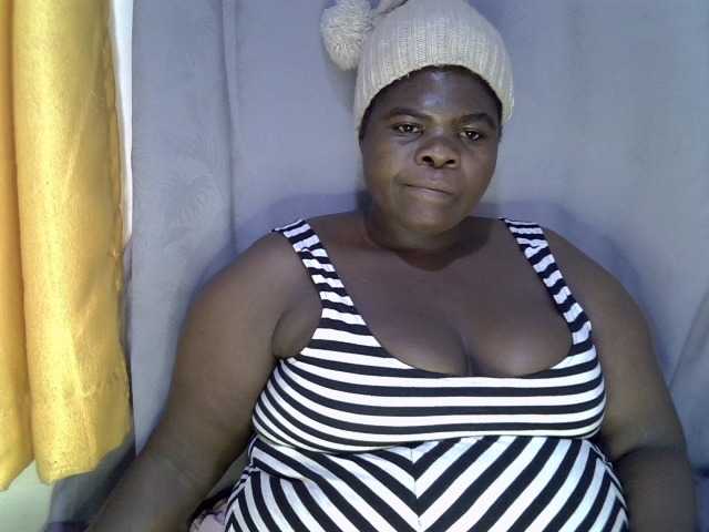 Bbwebonyw254 live cam on BongaCams