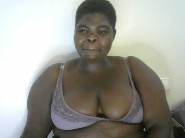 Bbwebonyw254 live cam on BongaCams