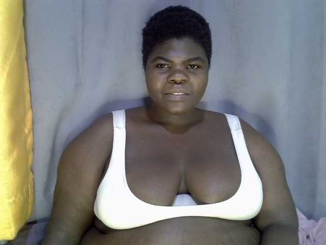 Bbwebonyw254 live cam on BongaCams