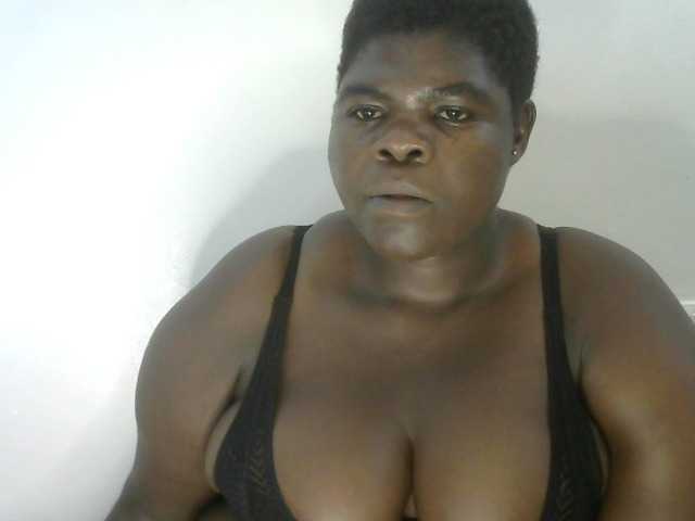Bbwebonyw254 live cam on BongaCams