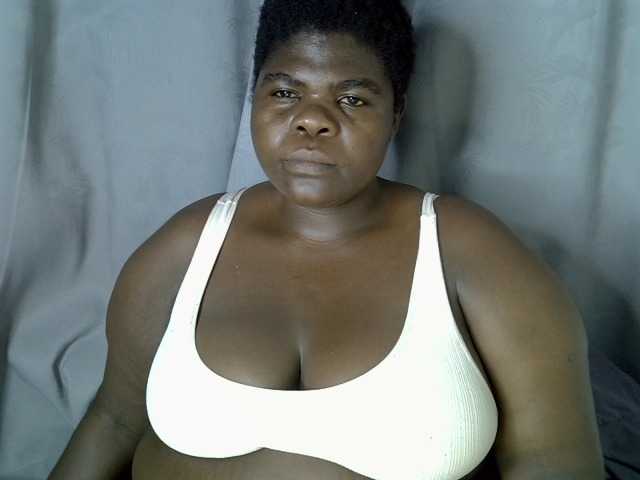 Bbwebonyw254 webcam bongacams model stream image