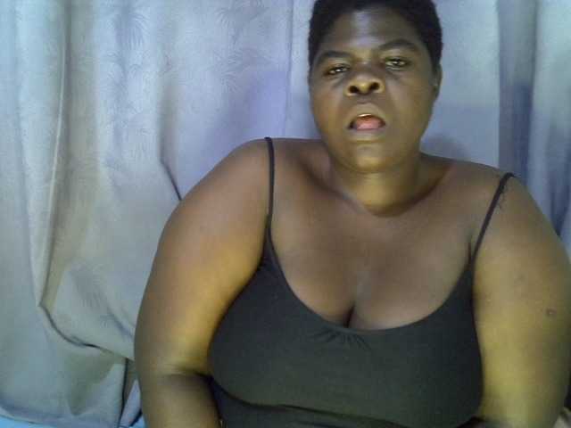 Bbwebonyw254 live cam on BongaCams