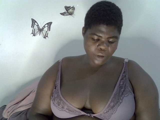 Bbwebonyw254 live cam