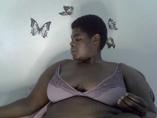 Bbwebonyw254 live cam