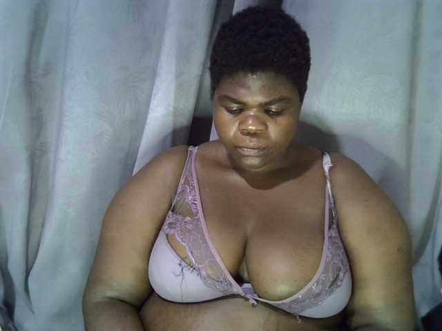 Bbwebonyw254 live cam on BongaCams