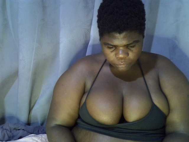 Bbwebonyw254, live now on BongaCams