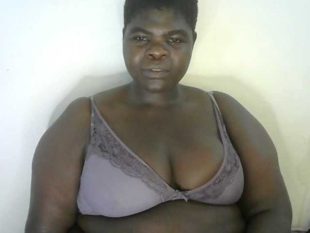Bbwebonyw254 live cam on 