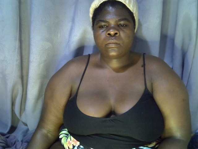 Bbwebonyw254 live cam on BongaCams