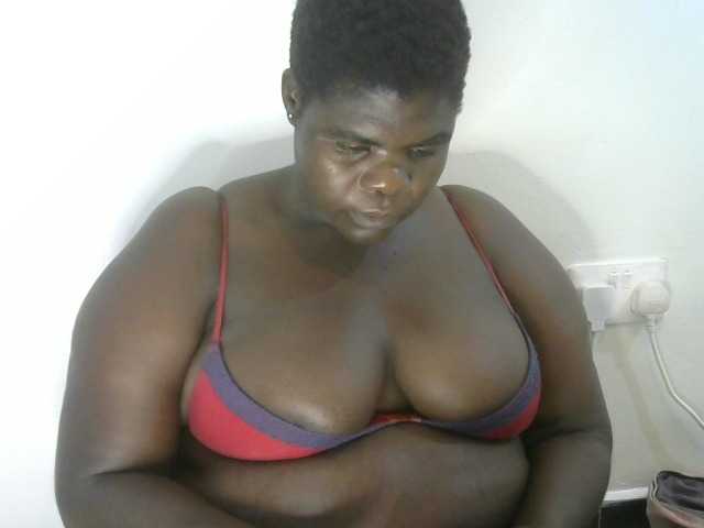 Bbwebonyw254 live cam on BongaCams