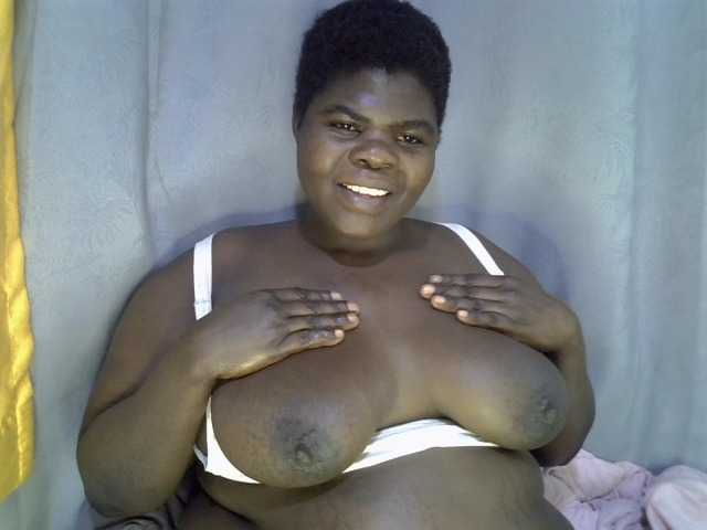 Bbwebonyw254 live cam on BongaCams