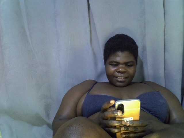 Bbwebonyw254 live cam on BongaCams