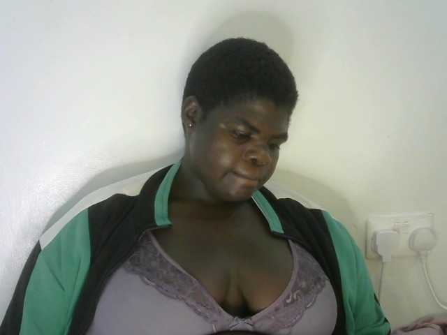 Bbwebonyw254 live cam on BongaCams