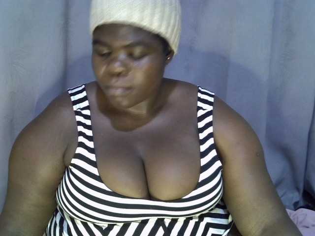 Bbwebonyw254 live cam on BongaCams