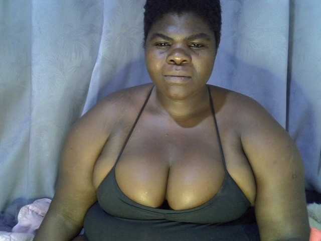 Bbwebonyw254, en directo ahora en BongaCams