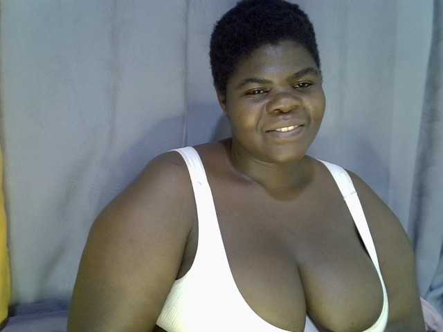Bbwebonyw254 live cam on BongaCams