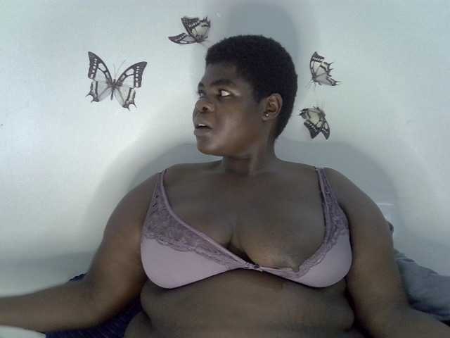 Bbwebonyw254 live cam
