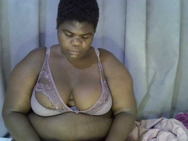 Bbwebonyw254 live cam on BongaCams