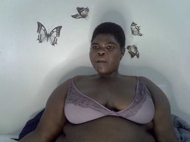 Bbwebonyw254 live cam