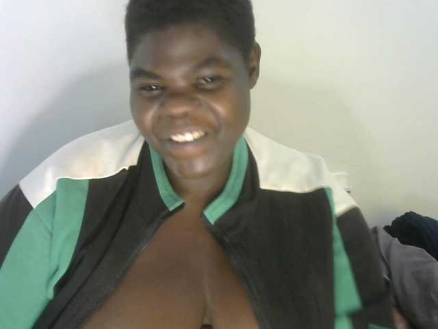 Bbwebonyw254 live cam on BongaCams