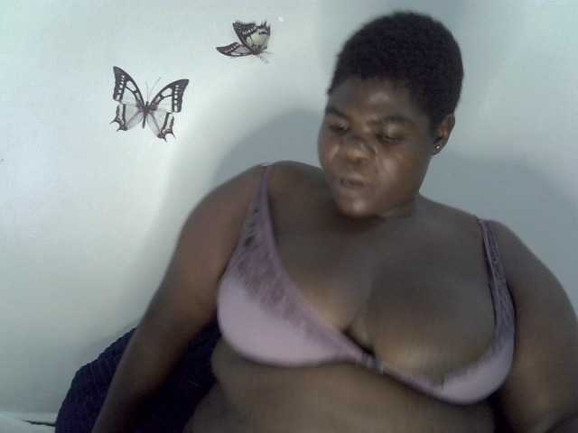 Bbwebonyw254 live cam