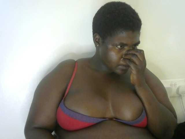 Bbwebonyw254 live cam on BongaCams