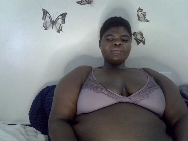 Bbwebonyw254 live cam on BongaCams