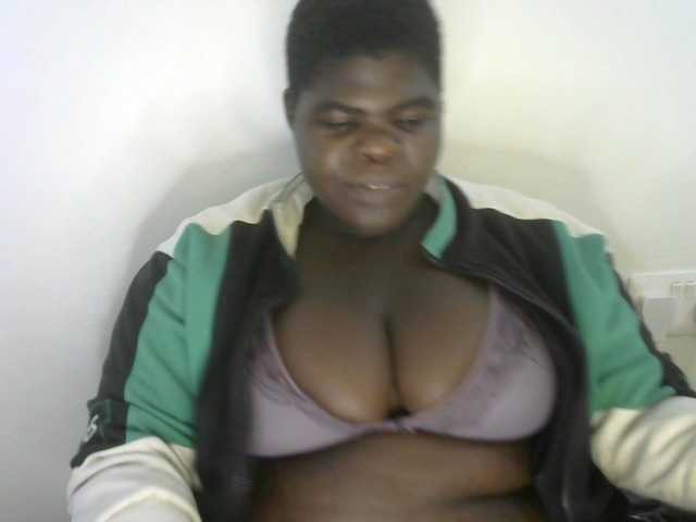 Bbwebonyw254 live cam on BongaCams