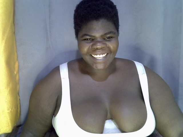 Bbwebonyw254 live cam on BongaCams