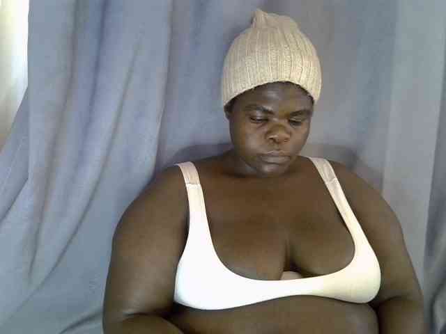 Bbwebonyw254's webcam live show