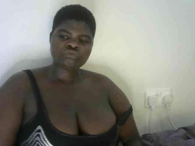 Bbwebonyw254's cam show statistics and live stream