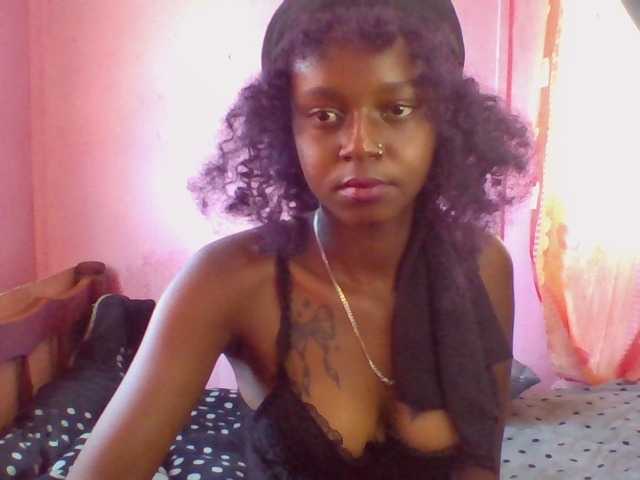 Nastytess live cam on BongaCams