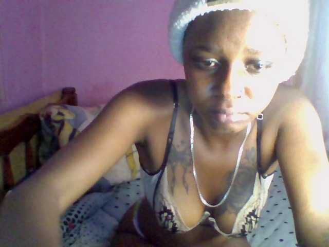 Nastytess live cam on BongaCams