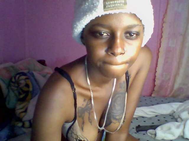 Nastytess live cam on BongaCams
